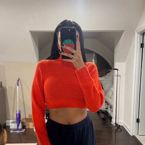Urban Outfitters Sweaters - Urban Outfitters soft Orange Cropped Sweater
never worn
size xs